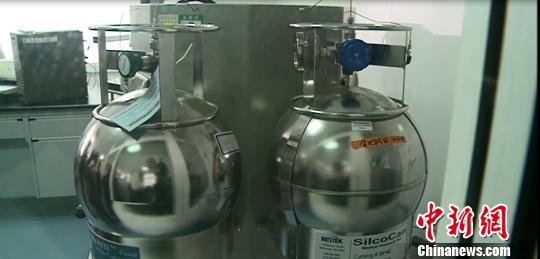 小区“怪味”飘大半年环保局用“神器”查元凶